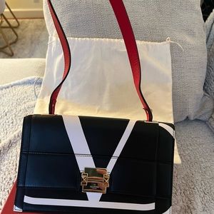 Black valentino garavani shoulder bag